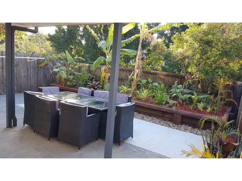 31//31 Archipelago Street, Pacific Pines QLD 4211
