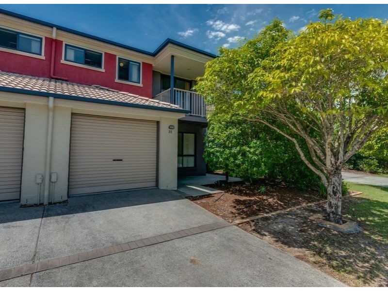 31//31 Archipelago Street, Pacific Pines QLD 4211
