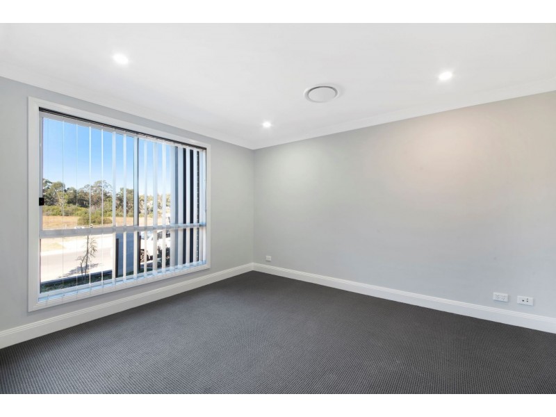 42 Poulton Terrace, Campbelltown NSW 2560