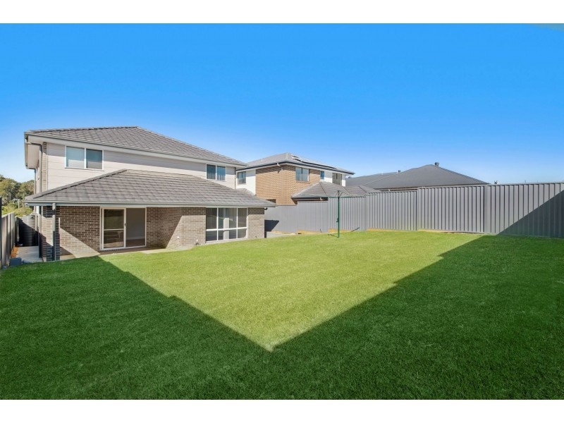 42 Poulton Terrace, Campbelltown NSW 2560