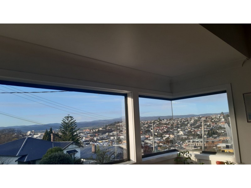 30 Hillside Crescent, West Launceston TAS 7250
