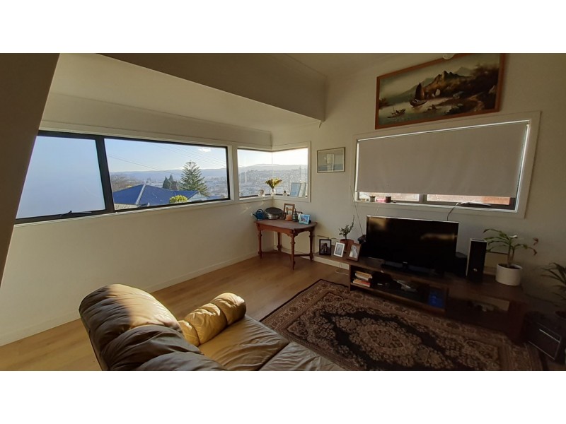 30 Hillside Crescent, West Launceston TAS 7250