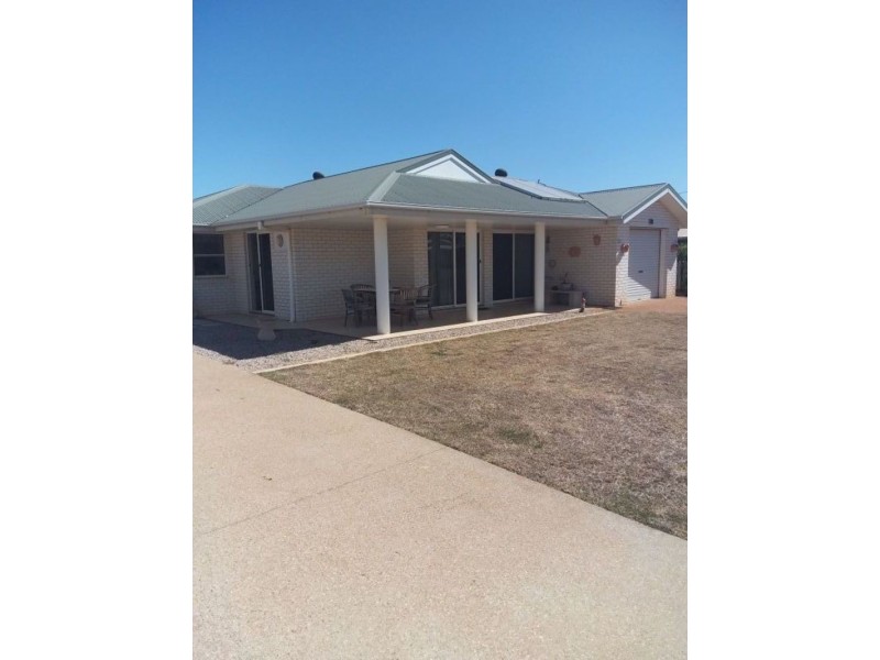 5 Grey Street, Burnett Heads QLD 4670