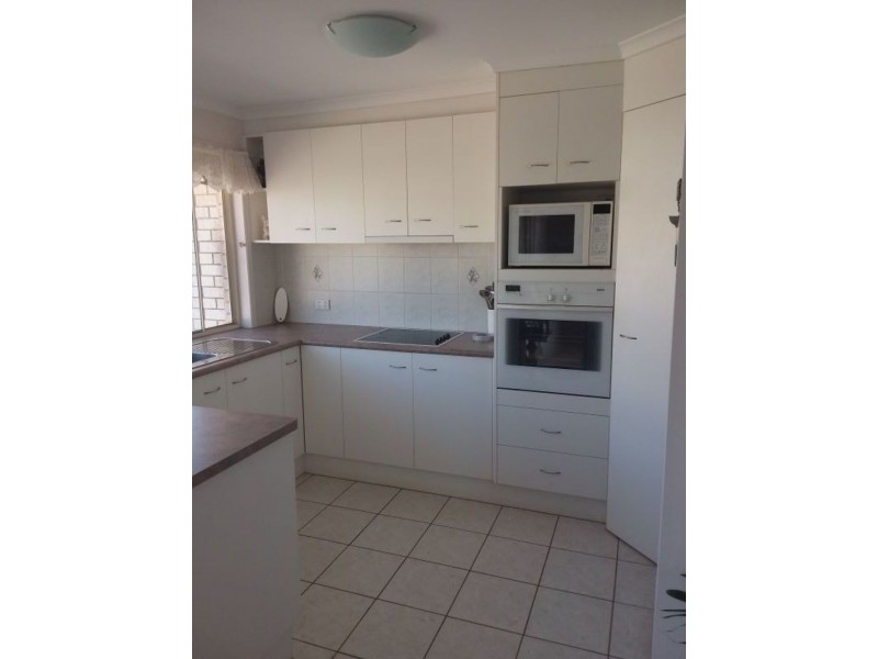 5 Grey Street, Burnett Heads QLD 4670