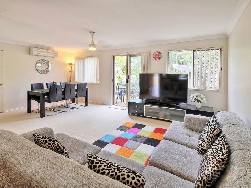 27/20 Young Place, Runcorn QLD 4113