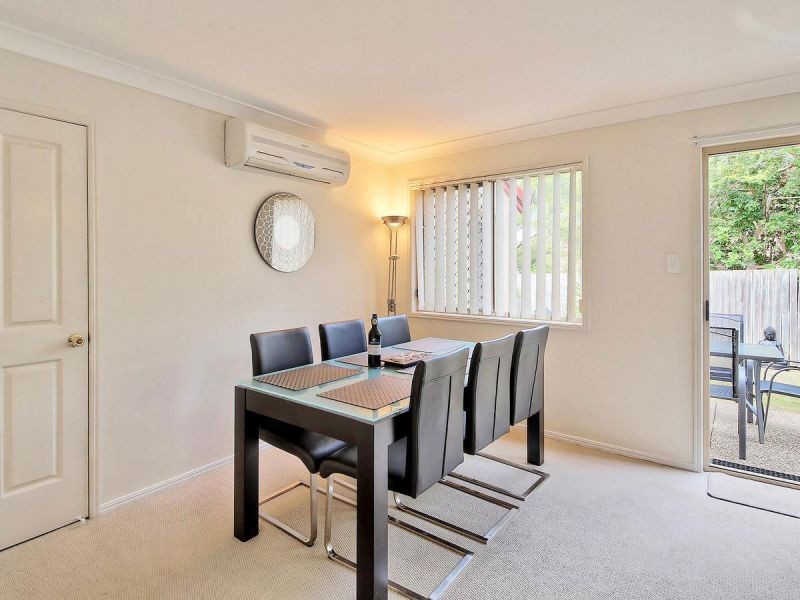 27/20 Young Place, Runcorn QLD 4113