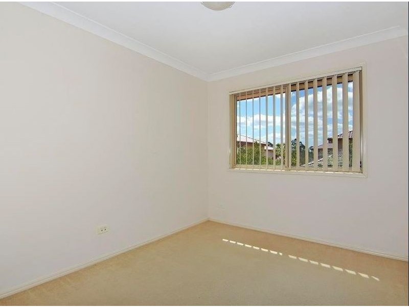 27/20 Young Place, Runcorn QLD 4113