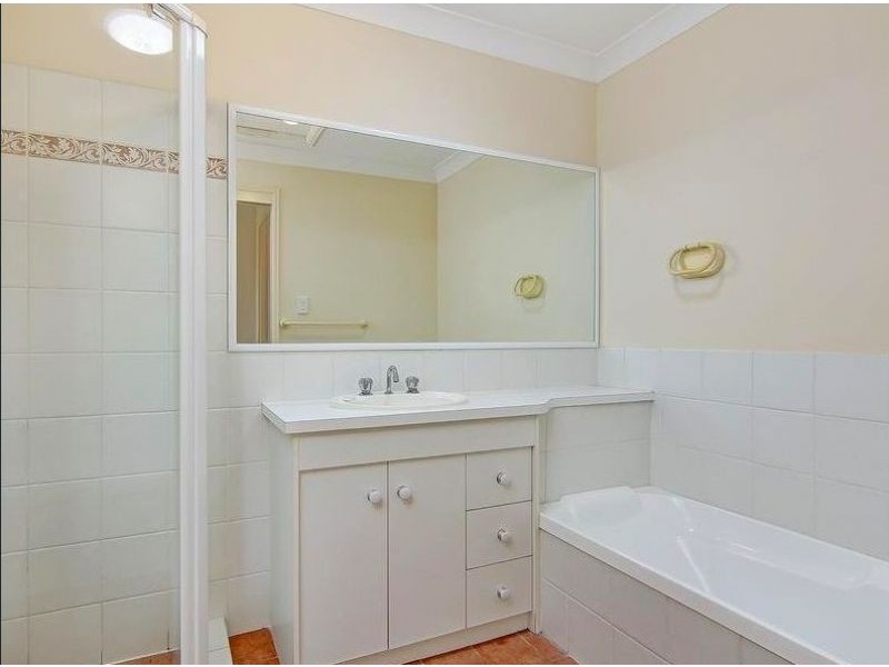 27/20 Young Place, Runcorn QLD 4113