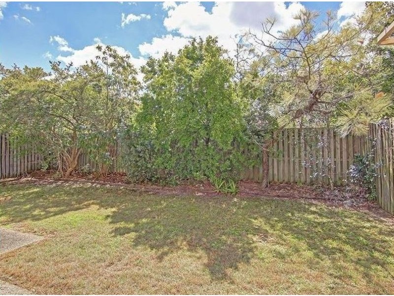 27/20 Young Place, Runcorn QLD 4113