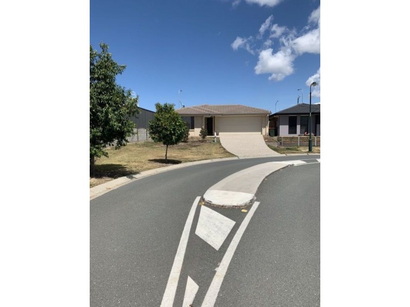 33 Grainger Cct, Burpengary QLD 4505
