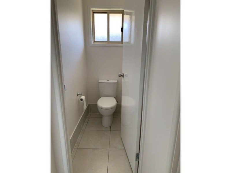 33 Grainger Cct, Burpengary QLD 4505