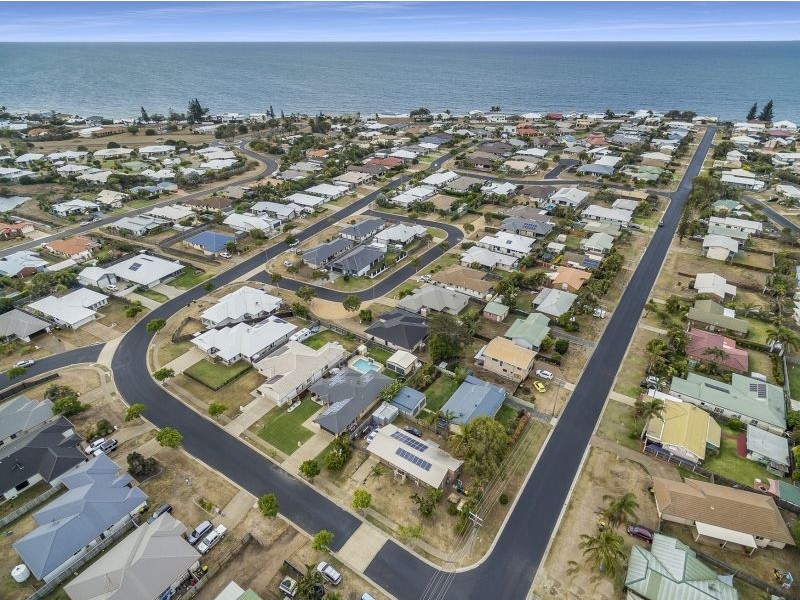 41 Breeze Drive, Bargara QLD 4670