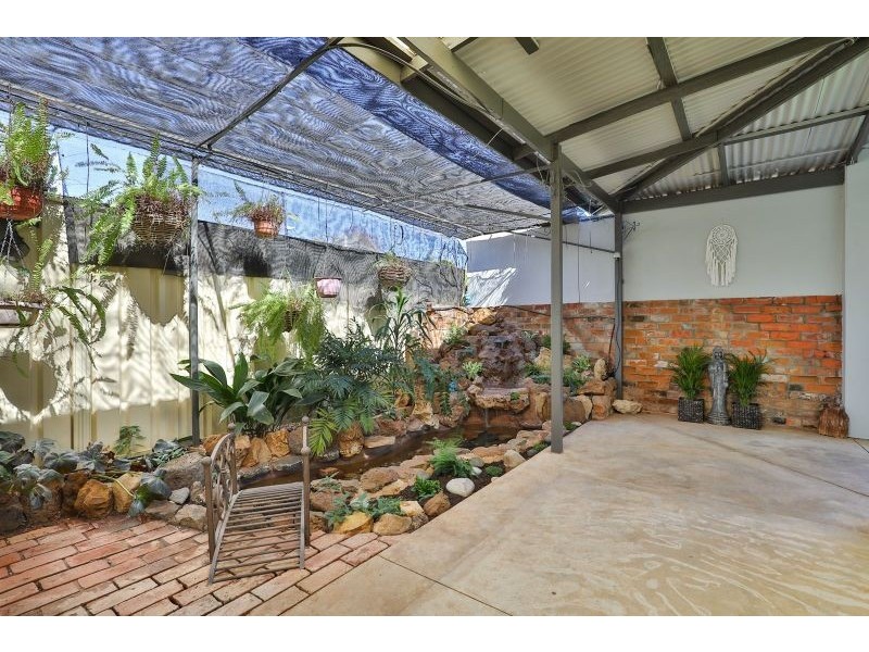 8 Mimosa Avenue, Mildura VIC 3500