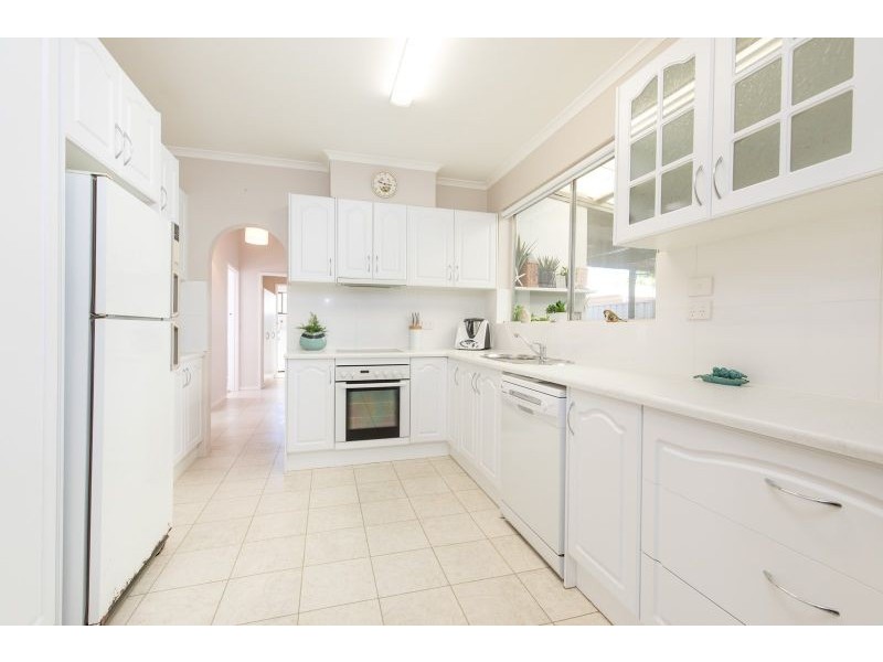 8 Mimosa Avenue, Mildura VIC 3500