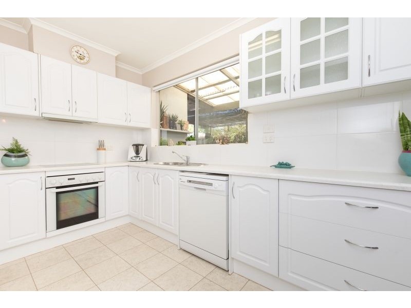 8 Mimosa Avenue, Mildura VIC 3500