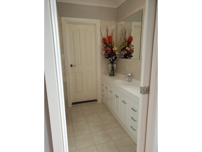 81 Blanche Parade, Hindmarsh Island SA 5214