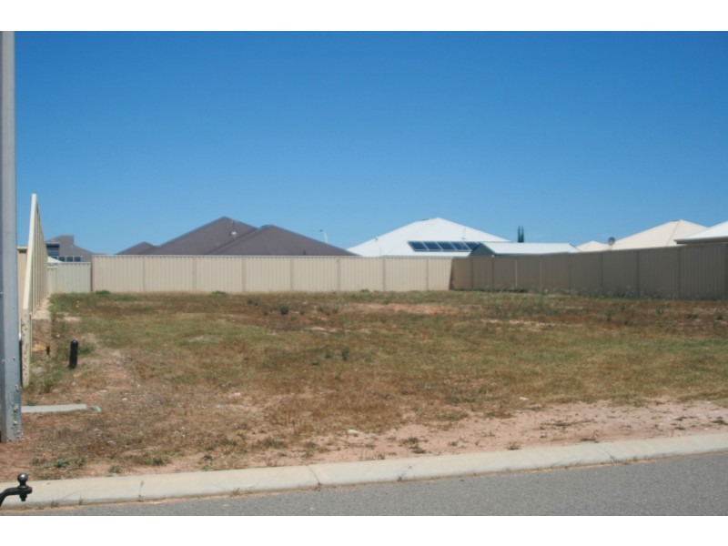 7 Waterwitch Outlook, Wandina WA 6530