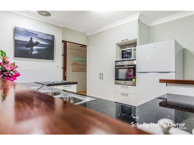 11 Burrows Place, Parmelia WA 6167