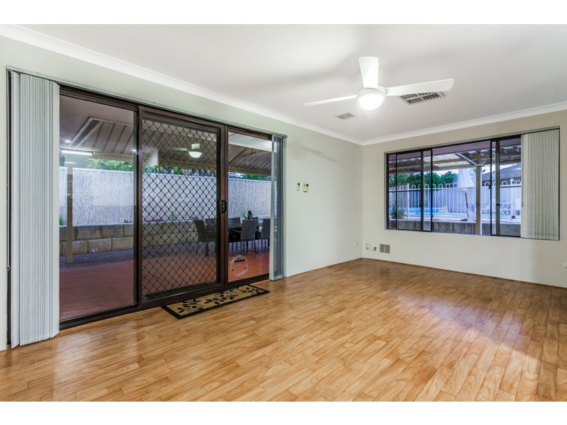 11 Burrows Place, Parmelia WA 6167