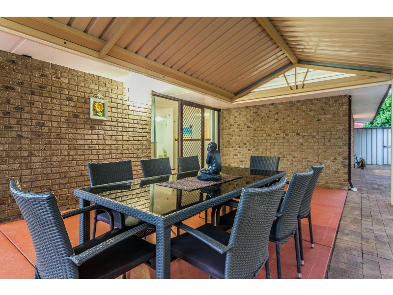 11 Burrows Place, Parmelia WA 6167