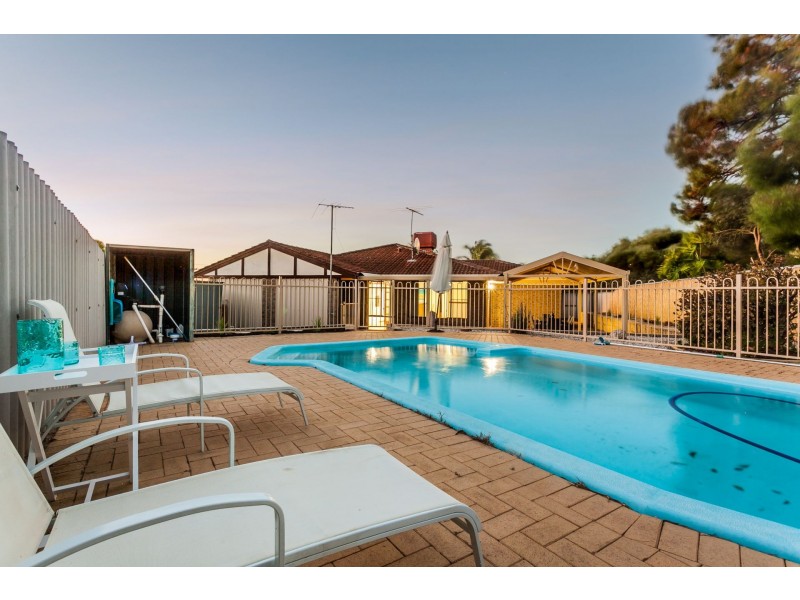 11 Burrows Place, Parmelia WA 6167