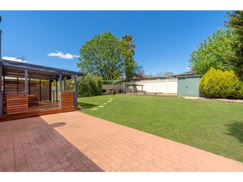 16 Heath Place, Orange NSW 2800