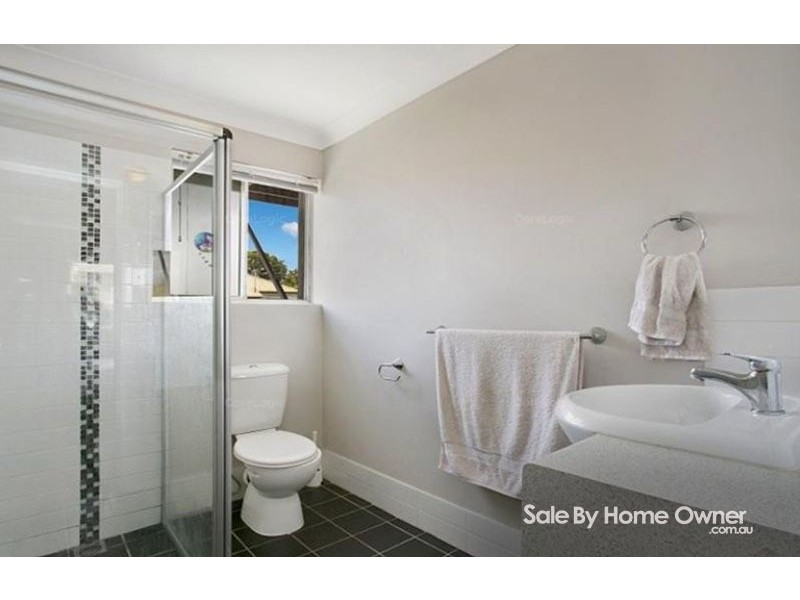 2/14 Coyne Street, Sherwood QLD 4075