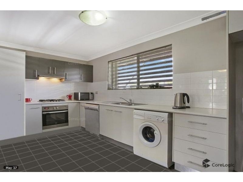 2/14 Coyne Street, Sherwood QLD 4075