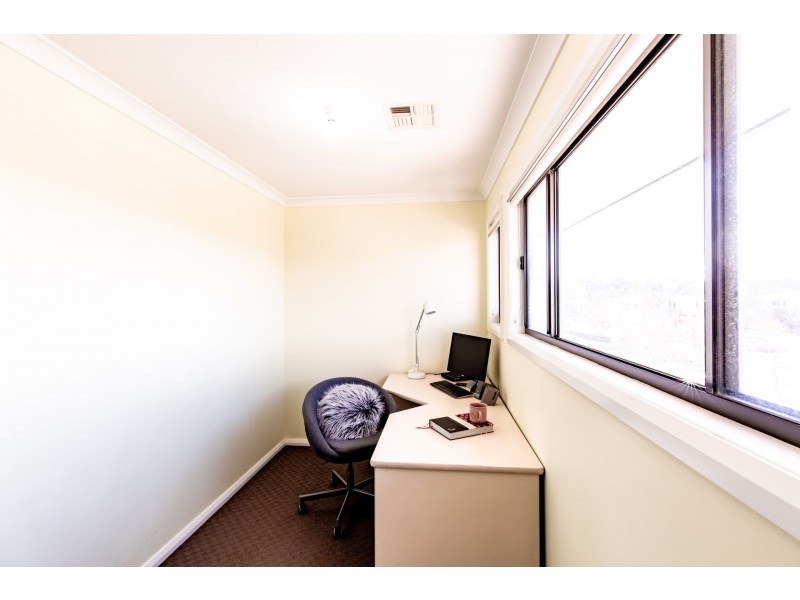 36 Stowport Avenue, Crace ACT 2911