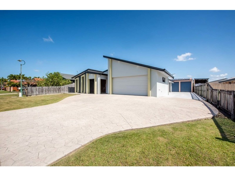 24 Raleigh Street, Ooralea QLD 4740