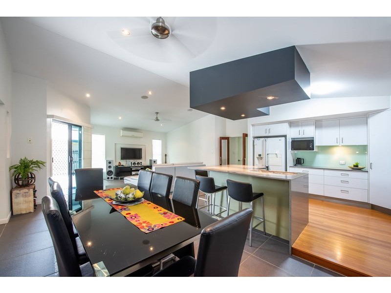 24 Raleigh Street, Ooralea QLD 4740