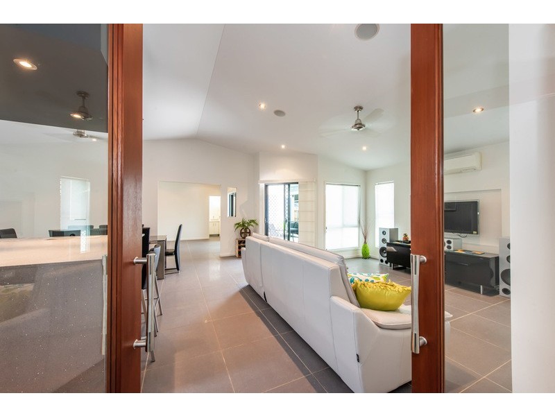 24 Raleigh Street, Ooralea QLD 4740