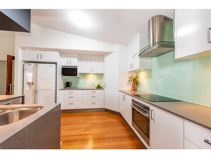24 Raleigh Street, Ooralea QLD 4740