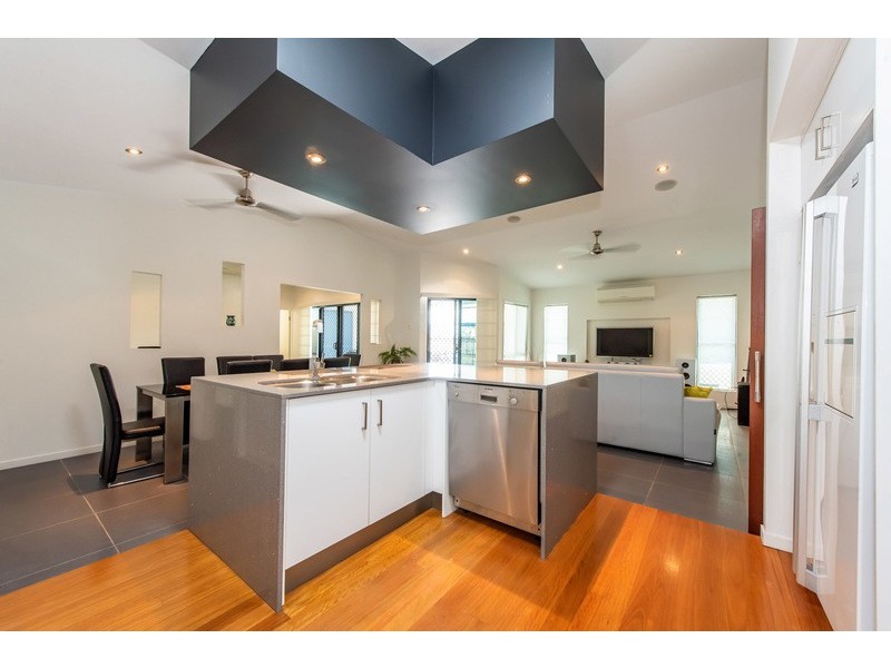 24 Raleigh Street, Ooralea QLD 4740