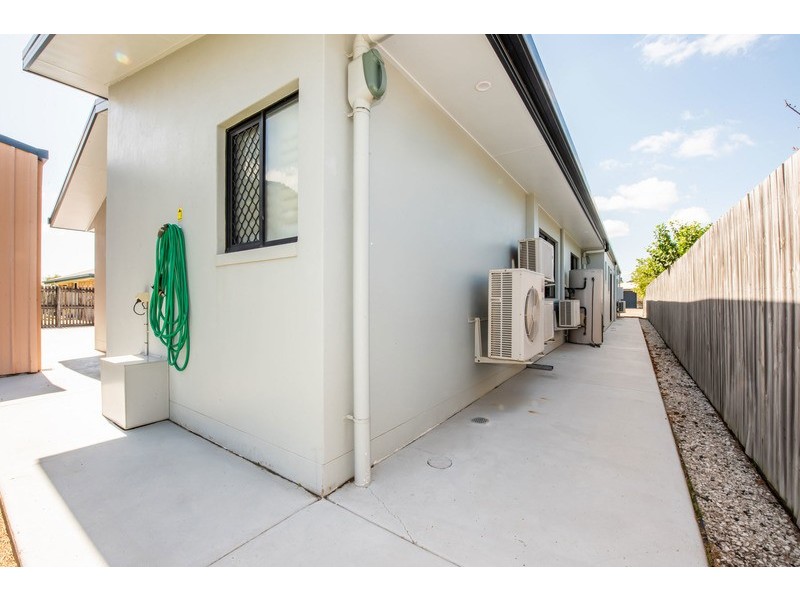 24 Raleigh Street, Ooralea QLD 4740