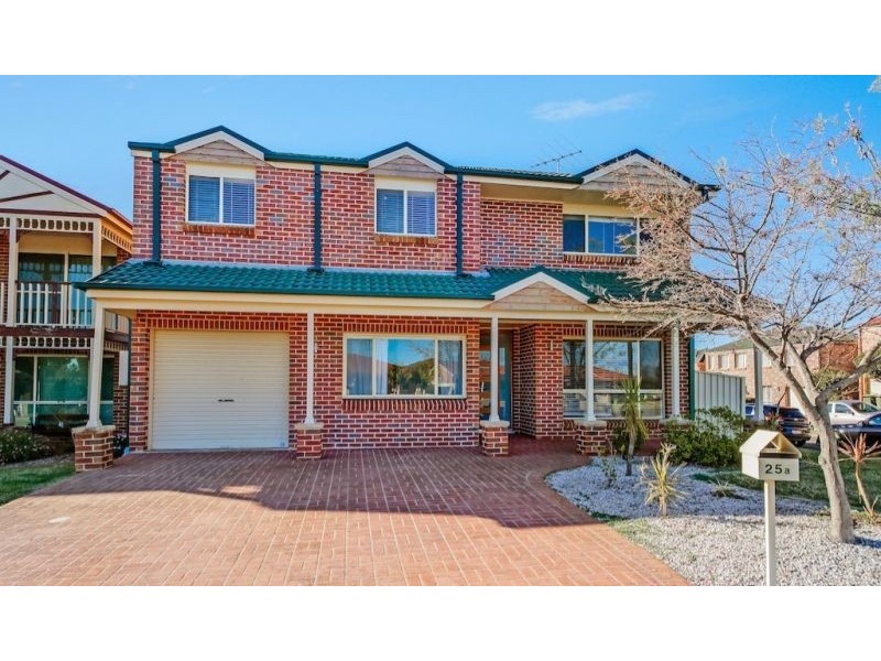 25a Morshead Rd, Mount Annan NSW 2567