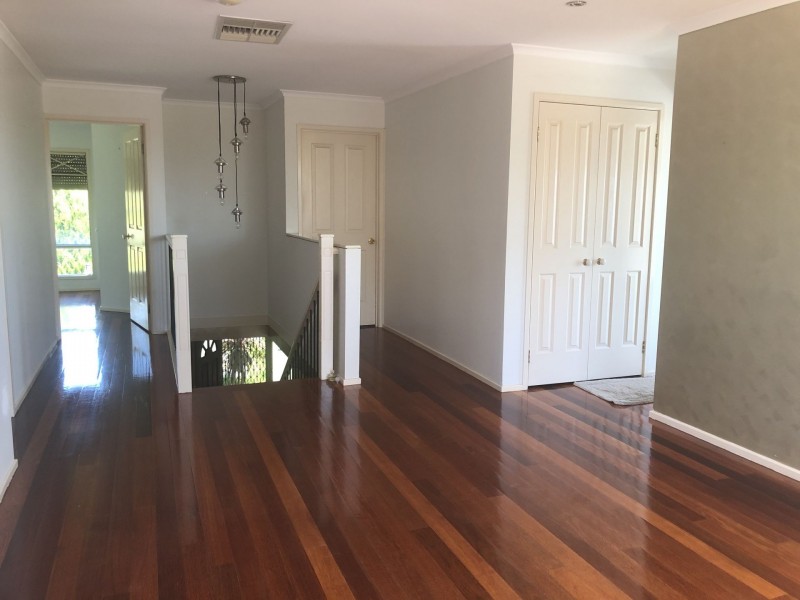 9 Perri Raso Rise, Rowville VIC 3178