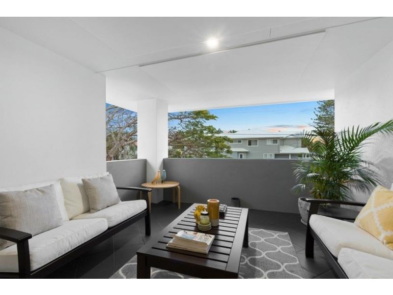 20 Remo Street, Isle Of Capri QLD 4217