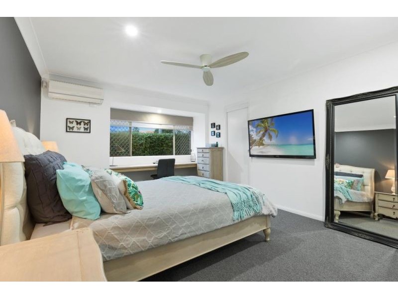 20 Remo Street, Isle Of Capri QLD 4217