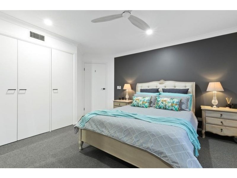 20 Remo Street, Isle Of Capri QLD 4217