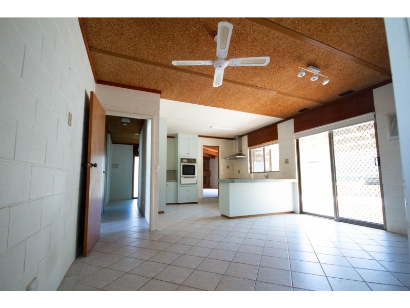 6 Molesworth road, Kangaroo Flat VIC 3555