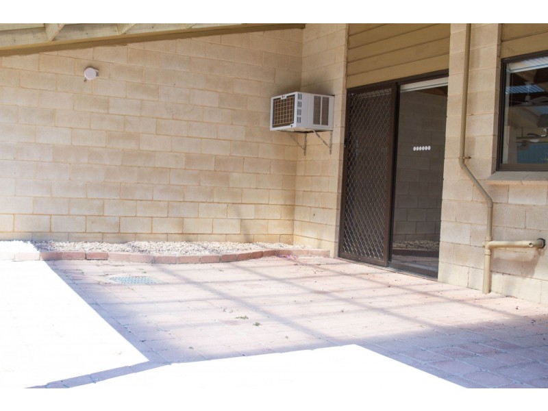 6 Molesworth road, Kangaroo Flat VIC 3555