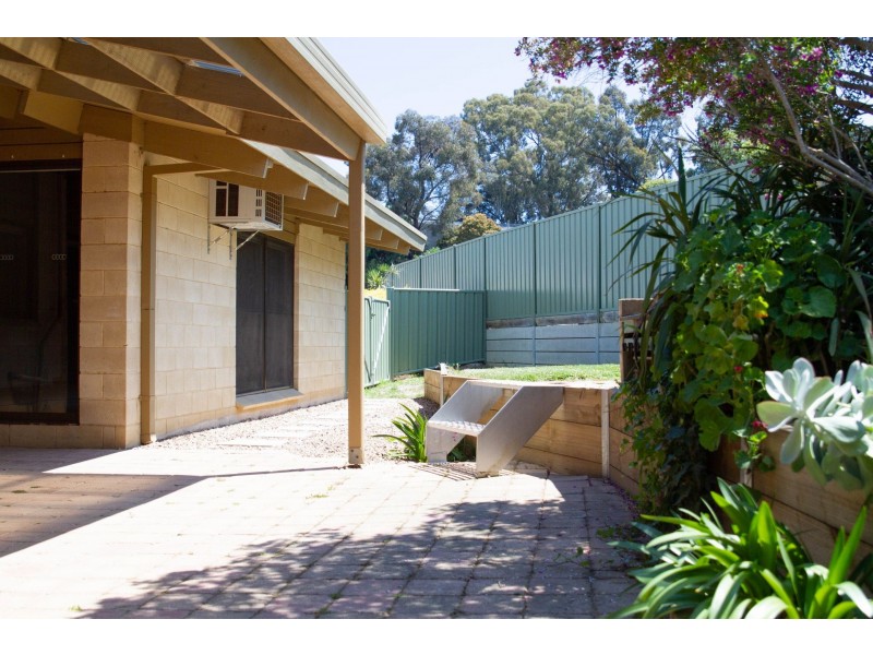 6 Molesworth road, Kangaroo Flat VIC 3555