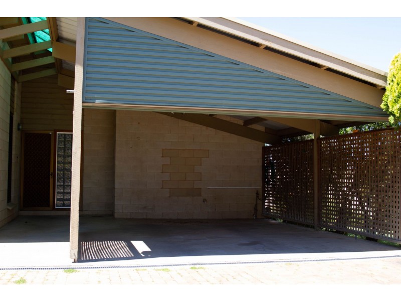 6 Molesworth road, Kangaroo Flat VIC 3555