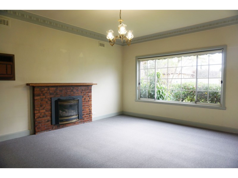 67 Mitchell St, Maribyrnong VIC 3032