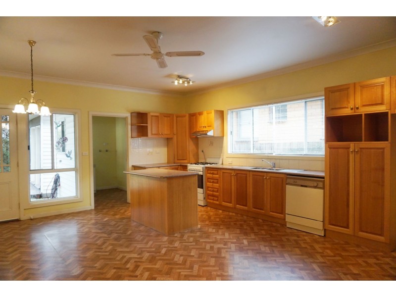 67 Mitchell St, Maribyrnong VIC 3032