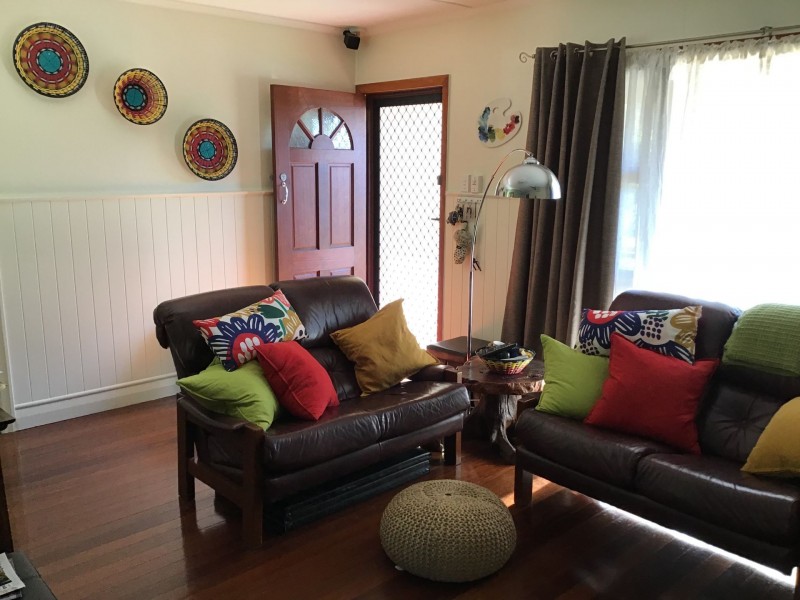 8 Arunta Street, Tarragindi QLD 4121