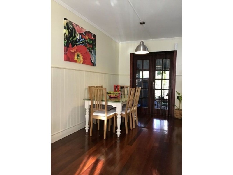 8 Arunta Street, Tarragindi QLD 4121