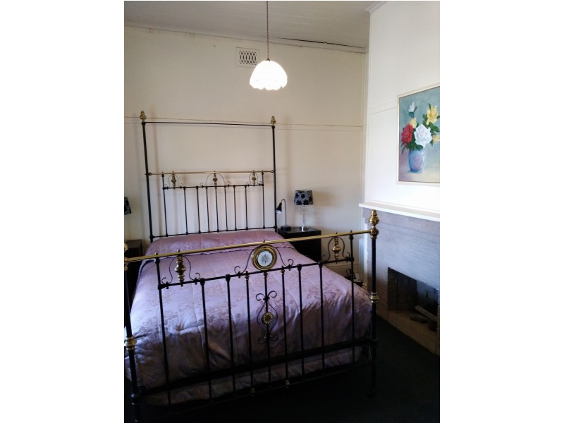 18 School St, Westmere VIC 3351