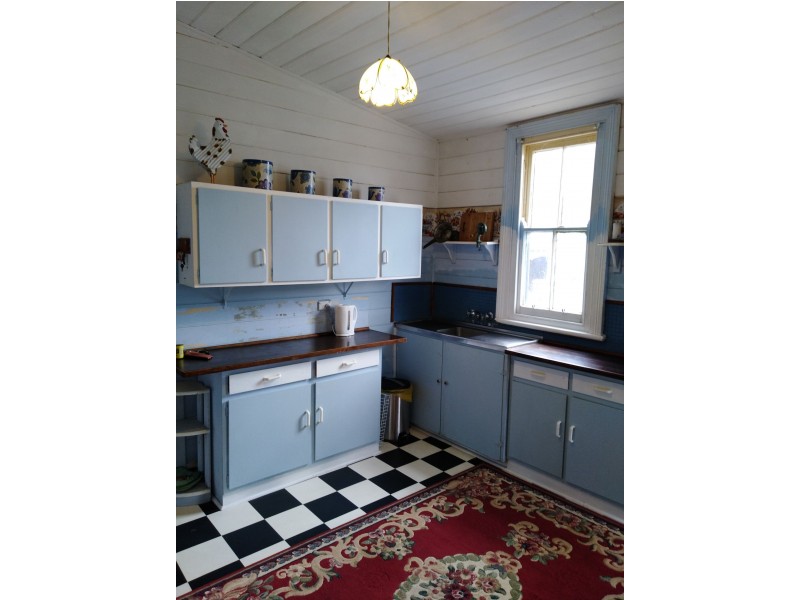 18 School St, Westmere VIC 3351